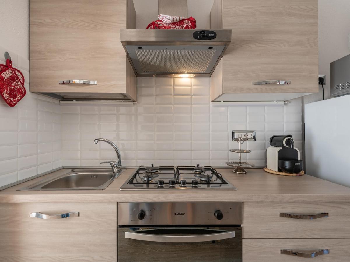 Casa Alla Marina Del Porto Di Cagliari Lägenhet Exteriör bild